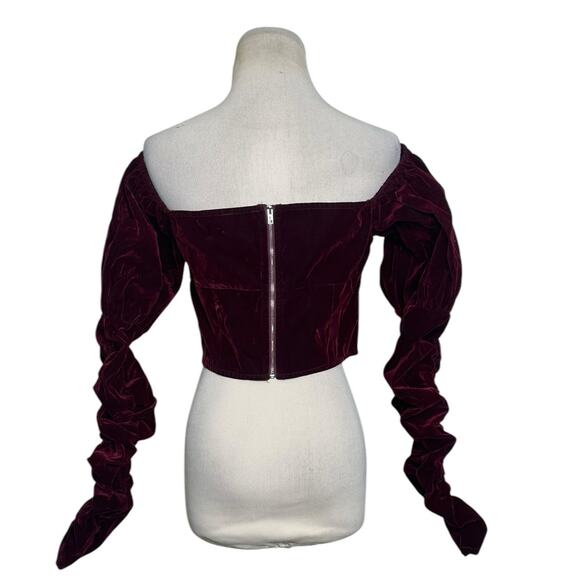 PrettyLittleThing Plum Velvet Puff Sleeve Bardot Crop Top size 6 - Picture 9 of 12